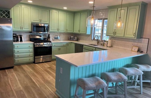 Cape May Court House Casa | Saltwater Manor: Bay Front Home with Private Dock