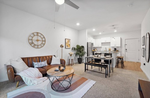 Yulee Apartamento | Saltwater Pool - Resort Style - by Amelia Island - Gym - Bikes - Nature Paths -