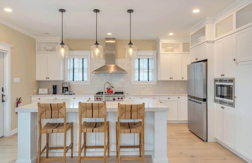 Stone Harbor Casa | Saltwater Splendor: 5 Bedroom Retreat, with Pool