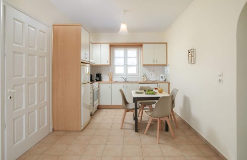 Naxos Apartamento | ¿Listo para unas vacaciones sin estrés, con vistas increíbles y la verdadera hospitalidad del propietario?