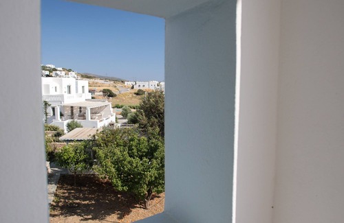 Naxos Apartamento | ¿Listo para unas vacaciones sin estrés, con vistas increíbles y la verdadera hospitalidad del propietario?