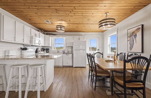 Southpointe Apartamento | Charming Updated Beach Cottage in Fort Morgan, AL