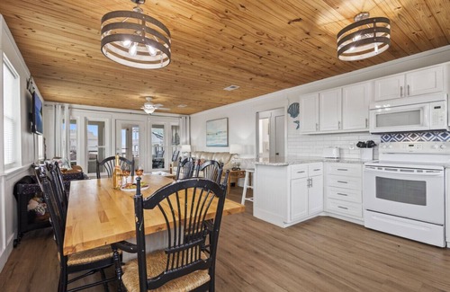 Southpointe Apartamento | Charming Updated Beach Cottage in Fort Morgan, AL
