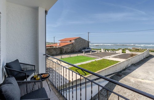 Carreco Apartamento | Salty Escape by Portugal Active