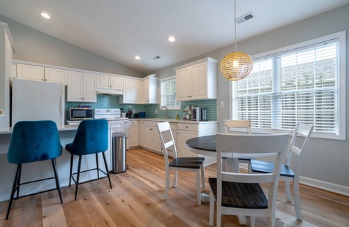 Murraysville Casa | Salty Paws - Newly Renovated & Dog Friendly!
