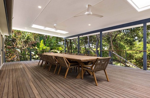 New Brighton Casa | SALTY SEASIDE, TOP NOTCH