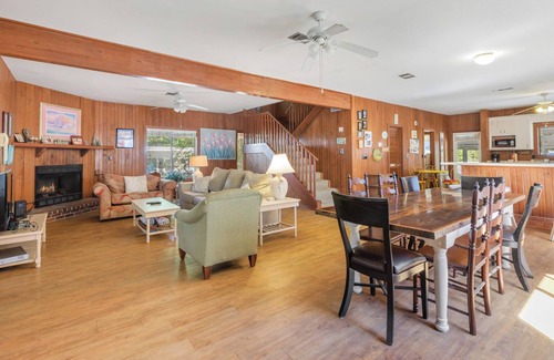 Grayton Beach Casa | Hermanas saladas: especiales de vacaciones, se admiten perros, 2 bicicletas, grandes porches