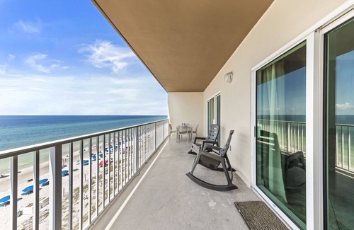Gulf Shores Condominio | Salty Sunrise Condo, Beach Front, unit 205