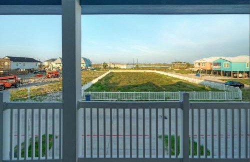 Cinnamon Shore Casa | Salty Texan by AvantStay Central Location Views