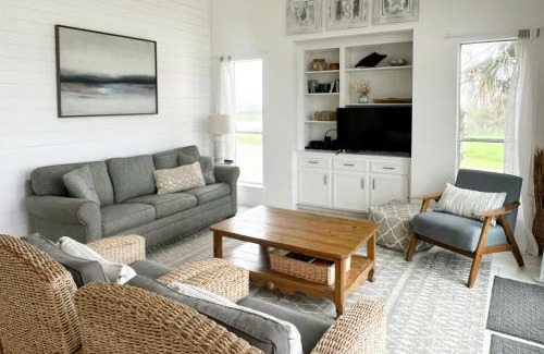 Pointe San Luis Casa | Salty Tides & Sunset Vibes