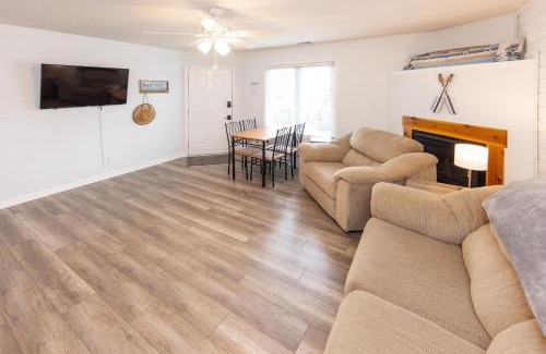 Northeast Virginia Beach Casa | Salty Vibe - Resort Area - Vibe District VB