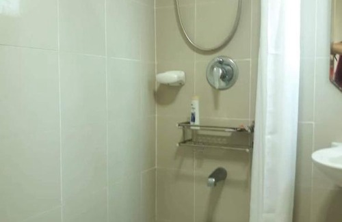 Santo Cristo Apartamento | Sam minimalist condo