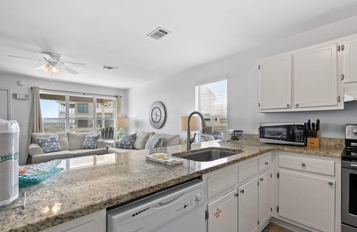 Grayton Beach Casa | Sam's Place West - Gulf Views in Grayton Beach - Walk to Redbar