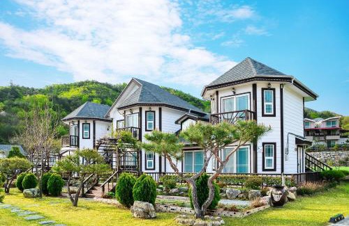 Samcheok Casa | Samcheok Duelkkot Pension