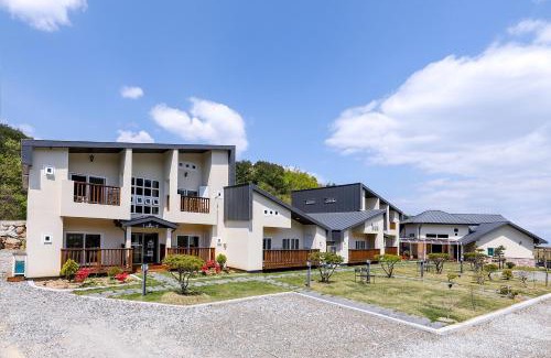 Samcheok Casa | Samcheok Yonghwa Silkroad Pension