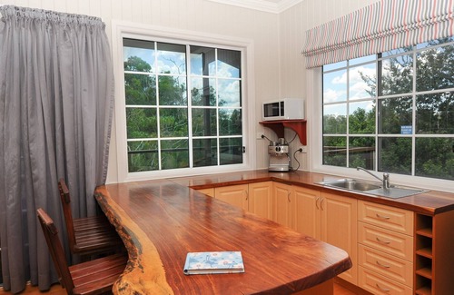 Mount Samson Casa | Samford Lakes - Aliviadero Cottage