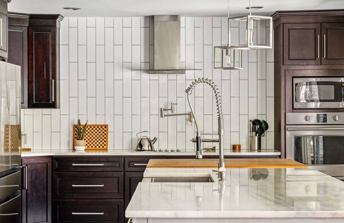 Whispering Pines Casa | Sample the Sandhills at Six Dixie Lakeside!