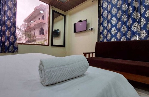 Varanasi Hotel | Samriddhi Hotel Banquet and Lawn