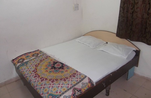 Pune Cabina | Samruddhi and Shree Inn Lodge