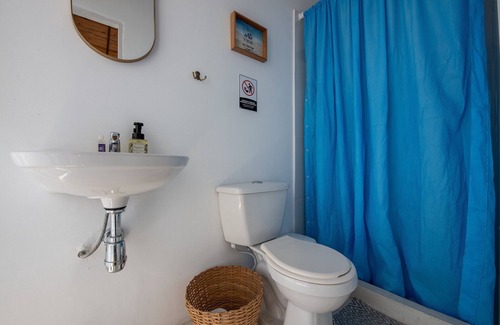 Bocachica Cabina | Samsara Room /Pool/Wifi/Near Ocean