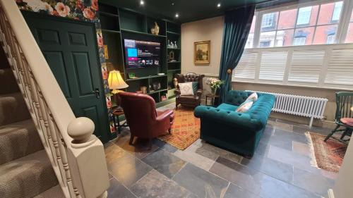 Lichfield Apartamento | Samuels' a duplex apartment by Spires Accommodation in Lichfield City Centre