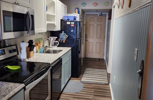 Crescent Beach Condominio | 🐬San-A-Bel🐬Ocean Front 2BR Condo~ Balcony~Outdoor HotTub~Pool👣Bring FlipFlops