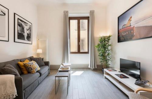 Santa Maria Novella Apartamento | San Antonino Elegant Renovated Cosy Central Plus