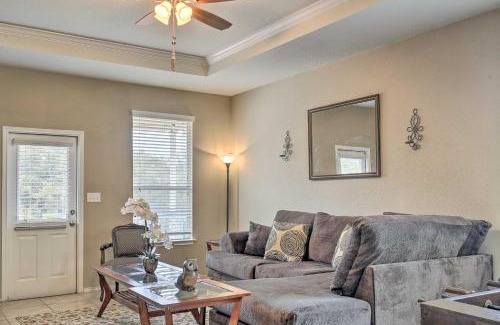 Wetmore Casa | San Antonio Abode Near Golf, Shops and Dining!