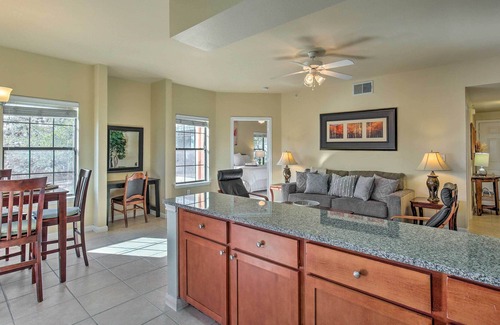 Eckhert Crossing Condominio | San Antonio Condo w/ Shared Hot Tub & Pool!