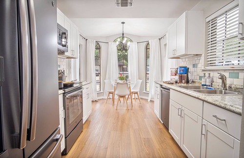 San Antonio Casa | San Antonio Gem! Heated Pool, Games, Gym & Cozy Comforts