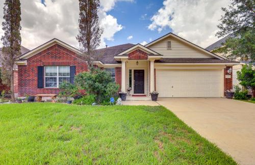 Wetmore Casa | San Antonio Home - Outdoor Oasis and Greenbelt Views