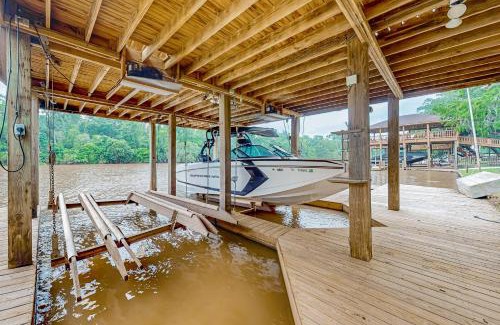 Brazoria Casa | San Bernard River Retreat