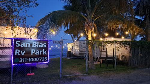 San Blas Otro | San Blas RV Park Frente al mar