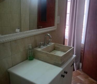Reyes Apartamento | San Cayetano