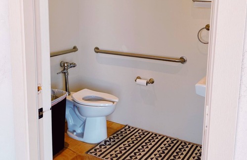 Jamul Cabaña | San Diego Mountain Retreat. Best views in San Diego. Pet friendly, guest house