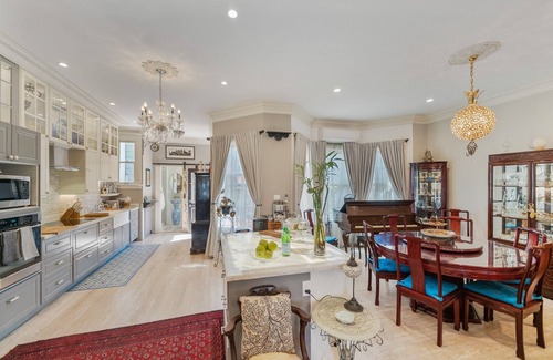 Golden Gate Casa | San Francisco Retreat Just Steps from Golden Gate Park and Ocean Beach! by RedAwning