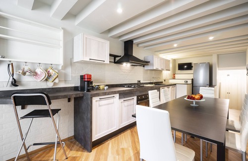San Lorenzo Apartamento | San Gallo Superior - Tres Habitaciones Piso, Capacidad 6