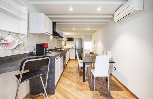 San Lorenzo Apartamento | San Gallo Superior - Tres Habitaciones Piso, Capacidad 6