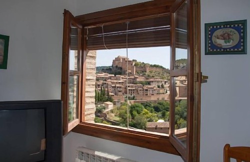 Alquezar Cabaña | Apartamento San Hipólito para 8 personas