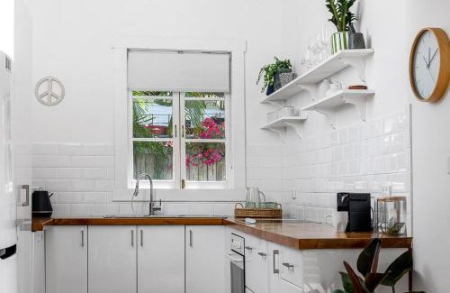 Byron Bay Casa | San Juan Surfers Cottage - prime Byron location