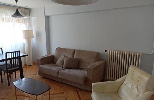 Burgos Apartamento | San Julián