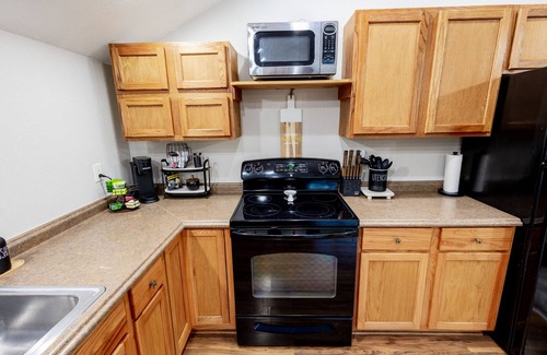 San Marcos Apartamento | San Marcos 1 bedroom guesthouse. Malls, restaurants, rivers, wedding venue