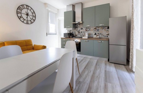 Novara Apartamento | San Martino Suite: Novara Central Apartment