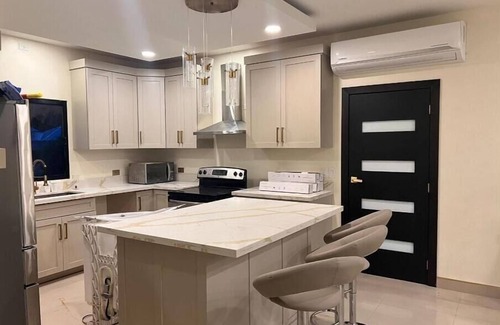 San Pedro Sula Casa | San Pedro Sula luxury town house,3 bedrooms 2/5 bathrooms #2