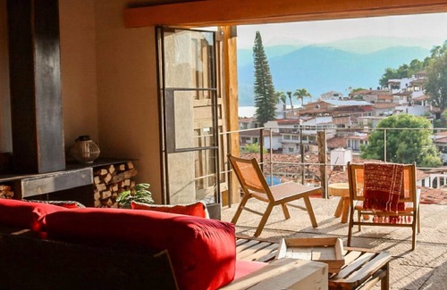 Santa Maria Ahuacatlan Casa | San Sebastián by Casa Chichipicas