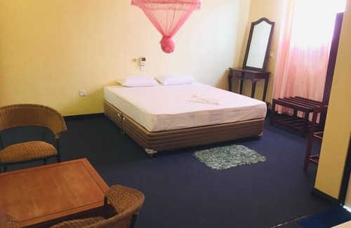 Kudapaduwa Casa | Sana's Beach Guesthouse and Restaurant
