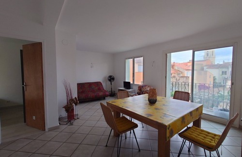 Sanary-sur-Mer Apartamento | Sanary sur mer Jolie Appartement Centre Sanary Calme Absolu Proche du Port
