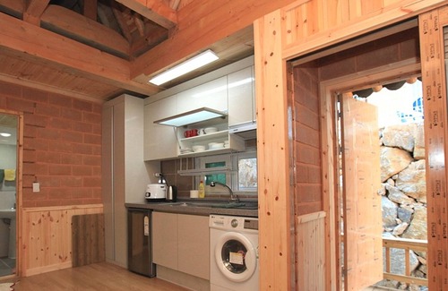 Okcheon Casa | Sanasa Red Clay House