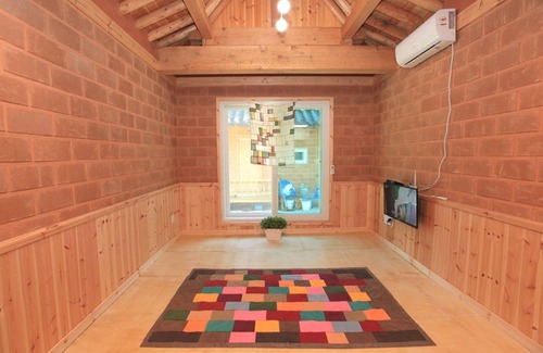 Okcheon Casa | Sanasa Red Clay House