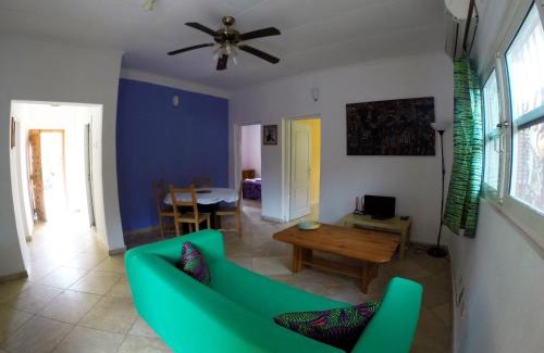 Serrekunda Apartamento | Sanchaba Yellow Apartments